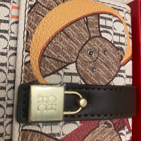 Carolina Herrera ID Wallet – Luxury Designer Card Holder mini travel wallet - Picture 3 of 10